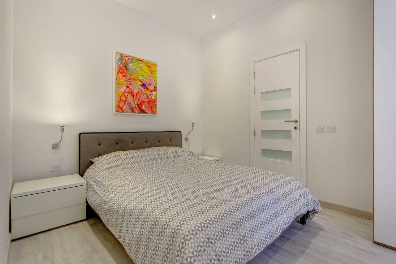 Cozy Apartment In An Amazing Location Sliema Exterior photo